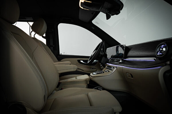 Mercedes V class 2025 - Chauffeur service full day